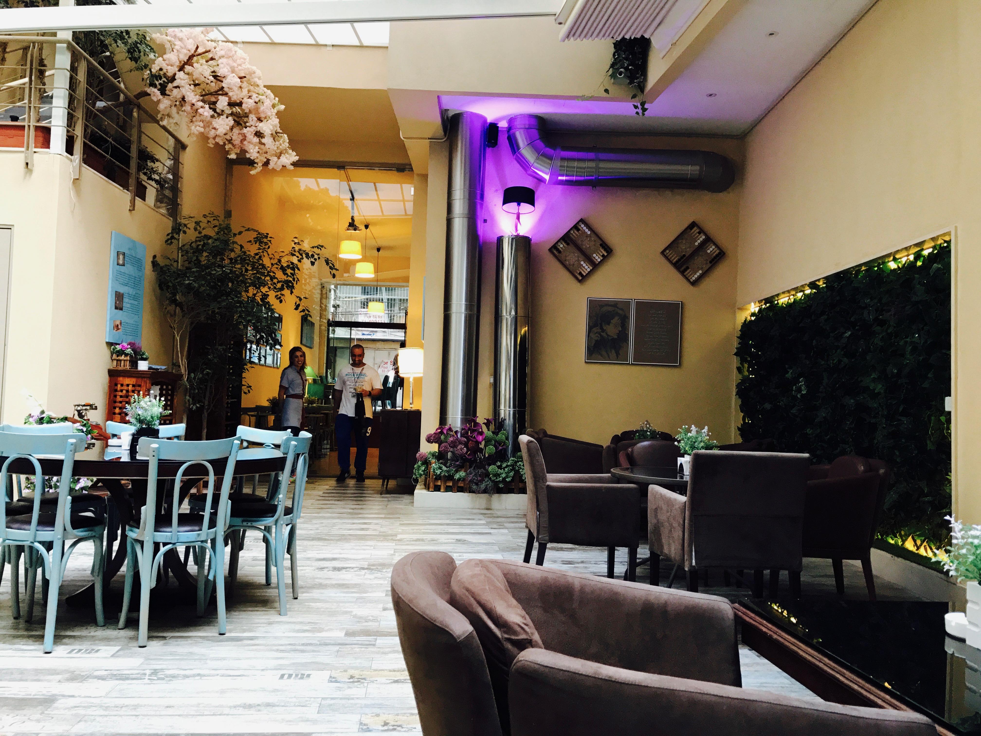 Gems Hotel Beirut Exteriör bild