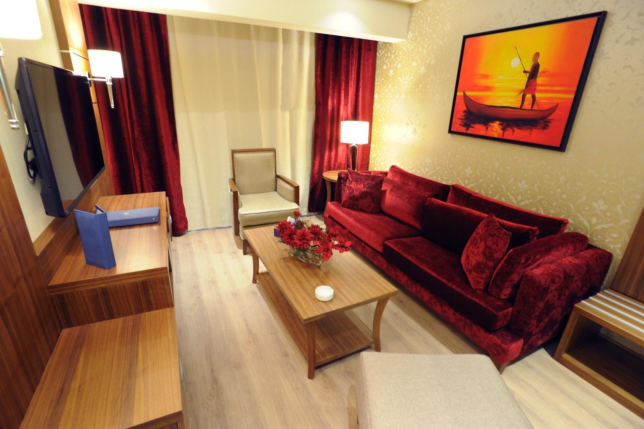 Gems Hotel Beirut Exteriör bild
