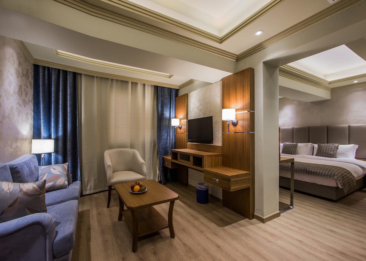 Gems Hotel Beirut Exteriör bild